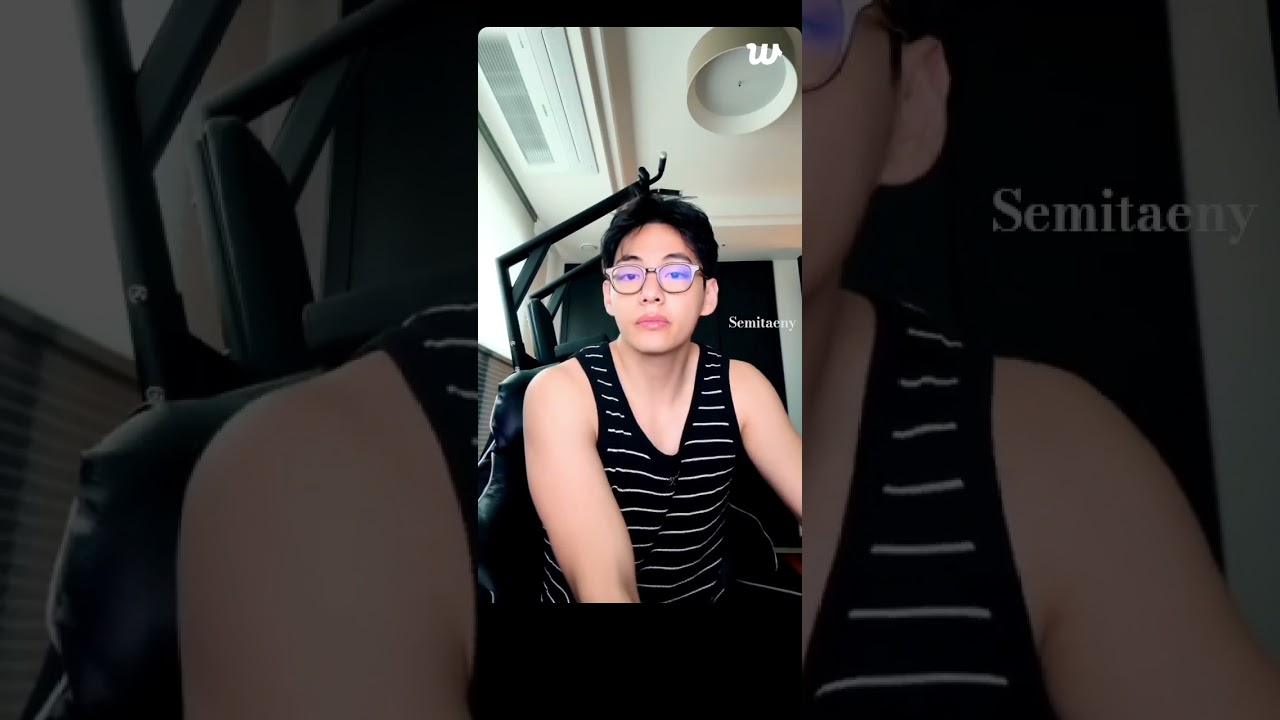 Taehyung weverse live #btsshorts#taehyung#weverselive#btslive#kpop #btsot7forever #foryou