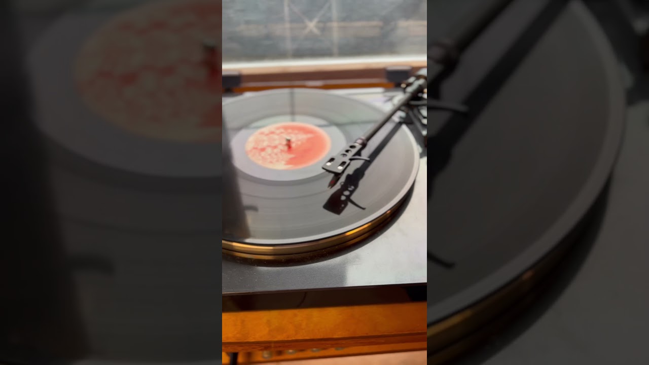 Whaaat! Automatic start on vintage hi-fi turntable #vinyl #turntable #wax #vinylcommunity #mechanic