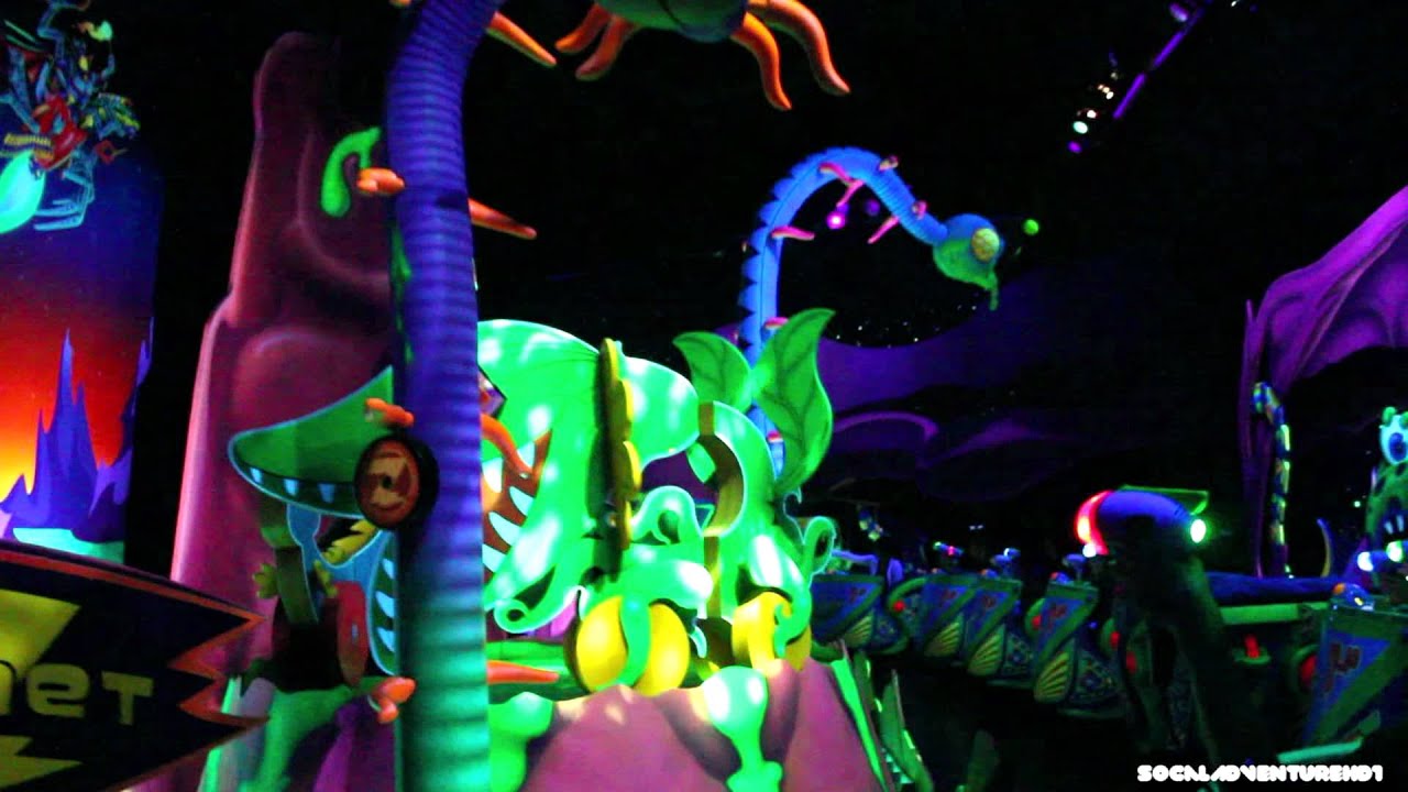 Buzz Lightyear Astro Blasters Full HD Ride-Through - POV - Disneyland