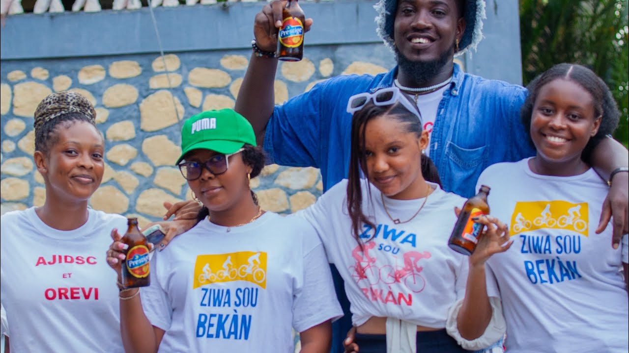 Ann gade Les Irois, Wow! Gade kijan tout moun ap enjoy san pwoblèm... Timoun yo bèl