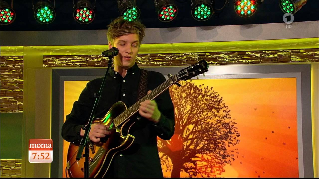 George Ezra - Barcelona & Blame it on me (ARD-Morgenmagazin - Das Erste HD 2015 sep11)