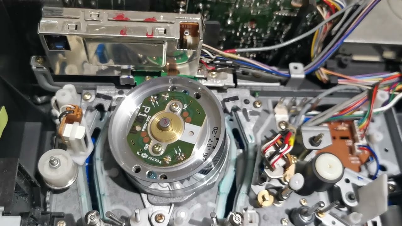 VHS GoldStar GHV-1393P internal