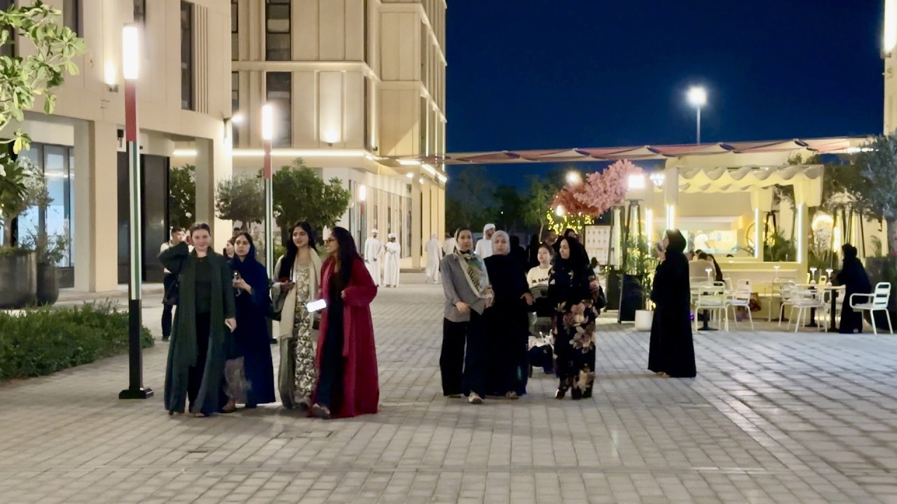 أهالي الشارقة: نعيش الأمن والطمأنينة بفضل القيادة الرشيدة