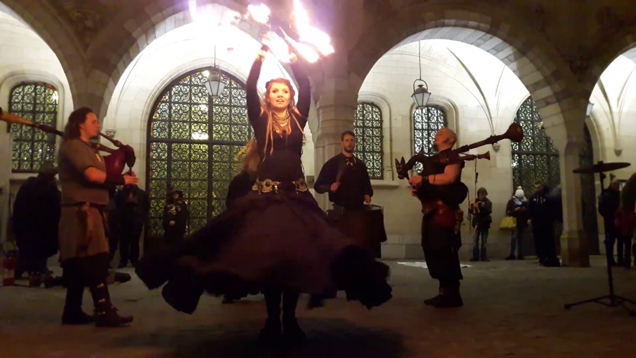 Acus Vacuum - Fire Fans Dance