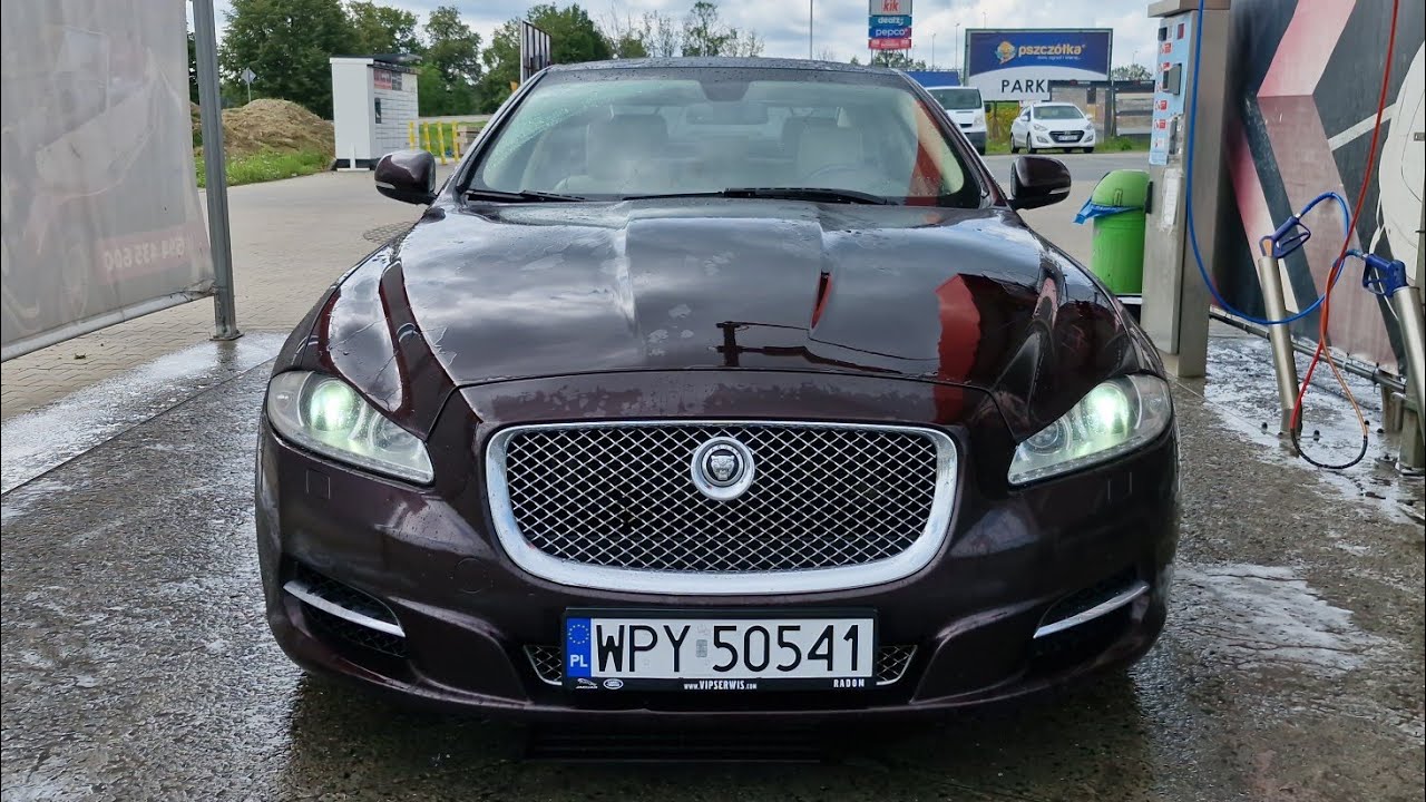 Dostojne chrumknanie - odpalam po dłuższym postoju Jaguar XJ x351 Supersport 3.0 V6 diesel 