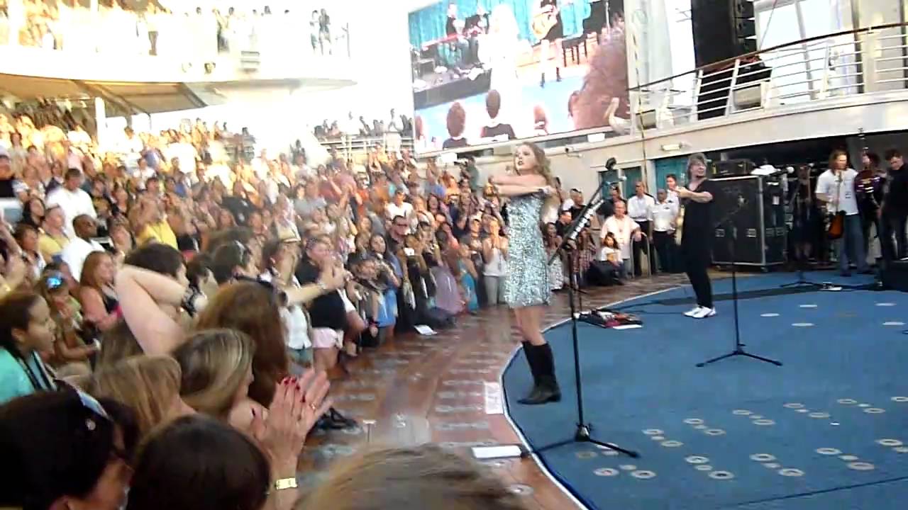 Taylor Swift performing "YOU BELONG WITH ME" aboard ALLURE OF THE SEAS in Cozumel, Mexico
