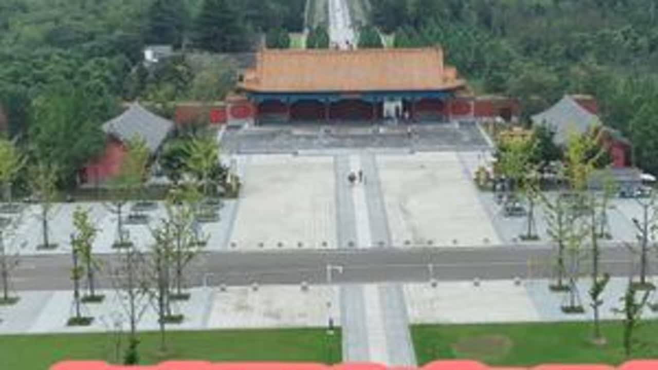 安徽凤阳明皇陵，真是一个神奇的地方，50元的门票就可进去参观 历史上，明朝有几处皇陵，而最早的应该是安徽凤阳的明皇陵。从G17合淮高速转凤阳支线，在凤阳出口下，右转2公里左右就到了明皇陵。这是明...