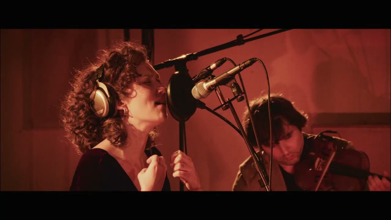 tous les cris les sos (Lou Tavano, Sebastien Giniaux ,Jean Philippe Viret, Laurent Derache)