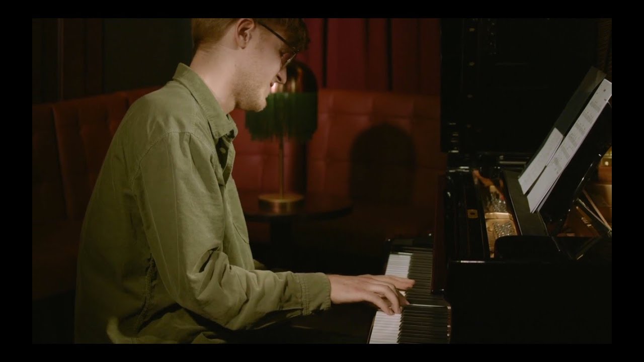 Simon Below - Savatthi / Improvisation LIVE @ King Georg, Cologne