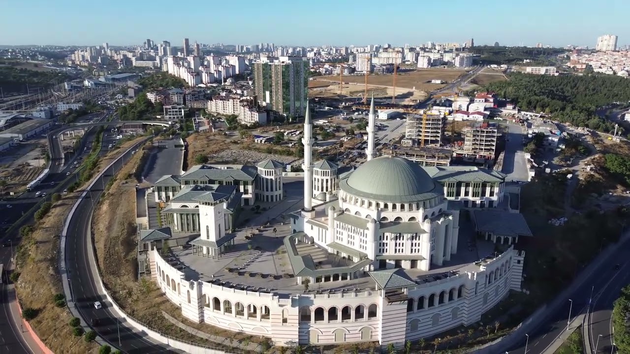 Küçükçekmece Külliyesi. DJI Mini 3 Drone. 4K