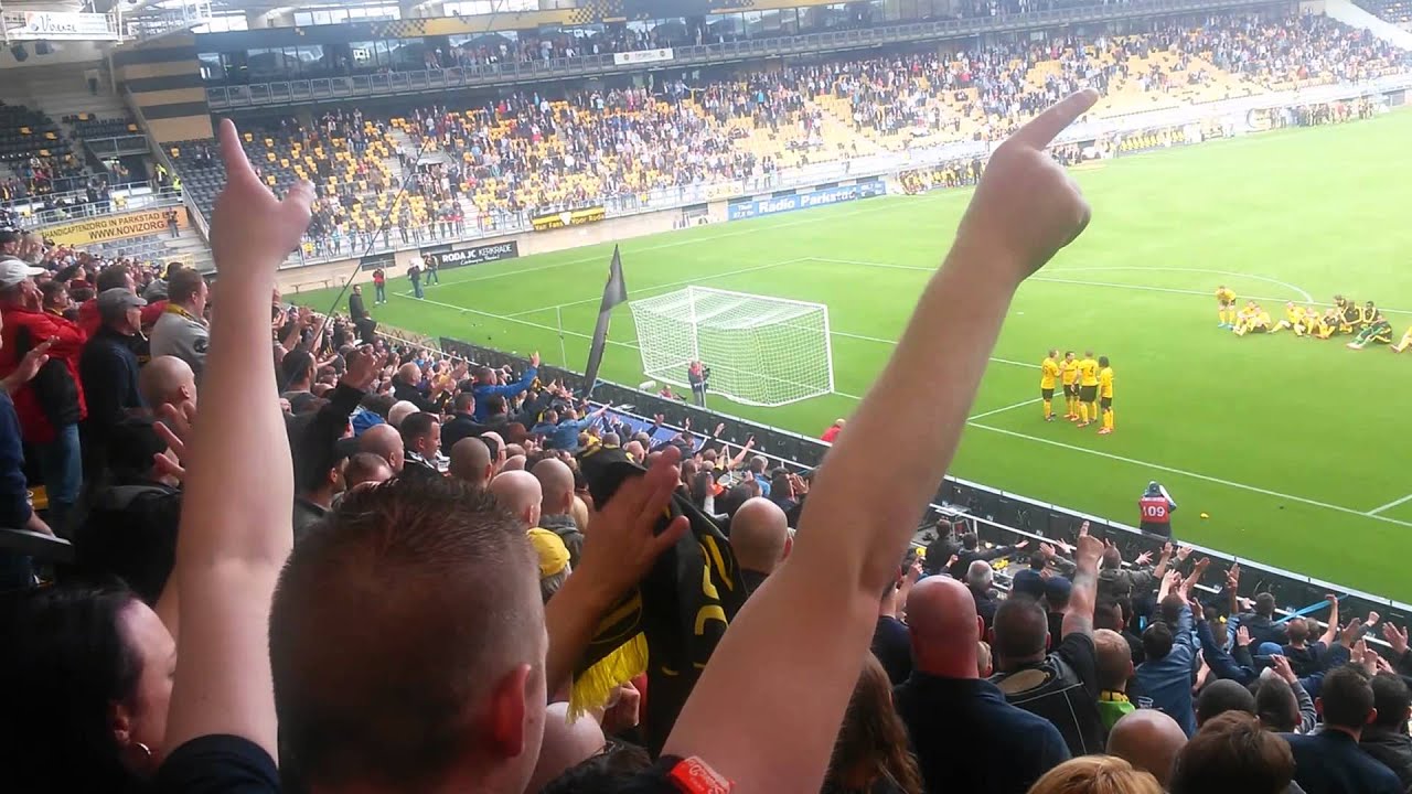 MVV - Roda JC 2014 Humba Westtribune na afloop