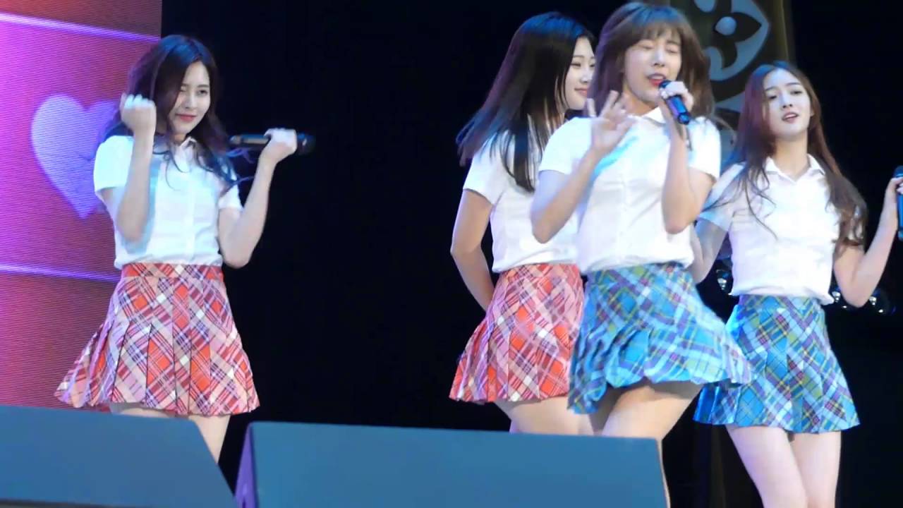 160716 다이아 (DIA) - 왠지(Somehow) (채연) 직캠 (롯데월드 버스킹)