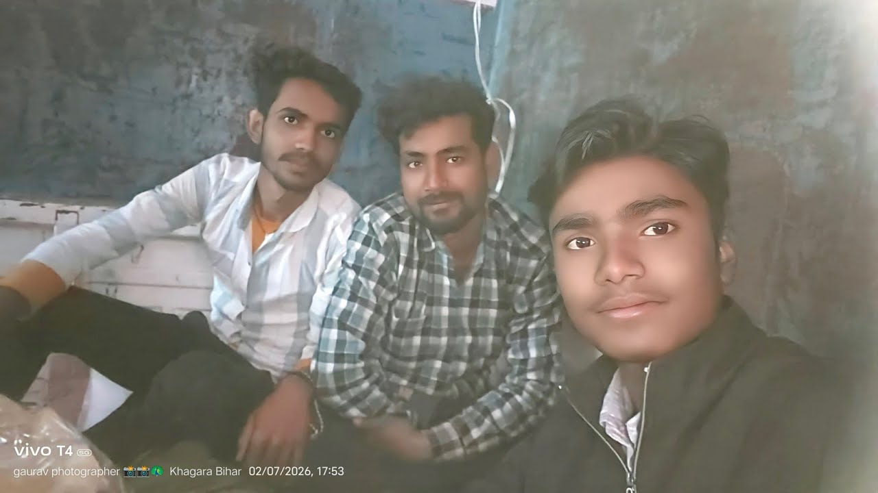 भागलपुर में आज पूरा जाम है क्योंकि हम सत्यम टिंकू भैया तीनों दोस्त मिलकरके आए थे कोई सामानखरीदने के 