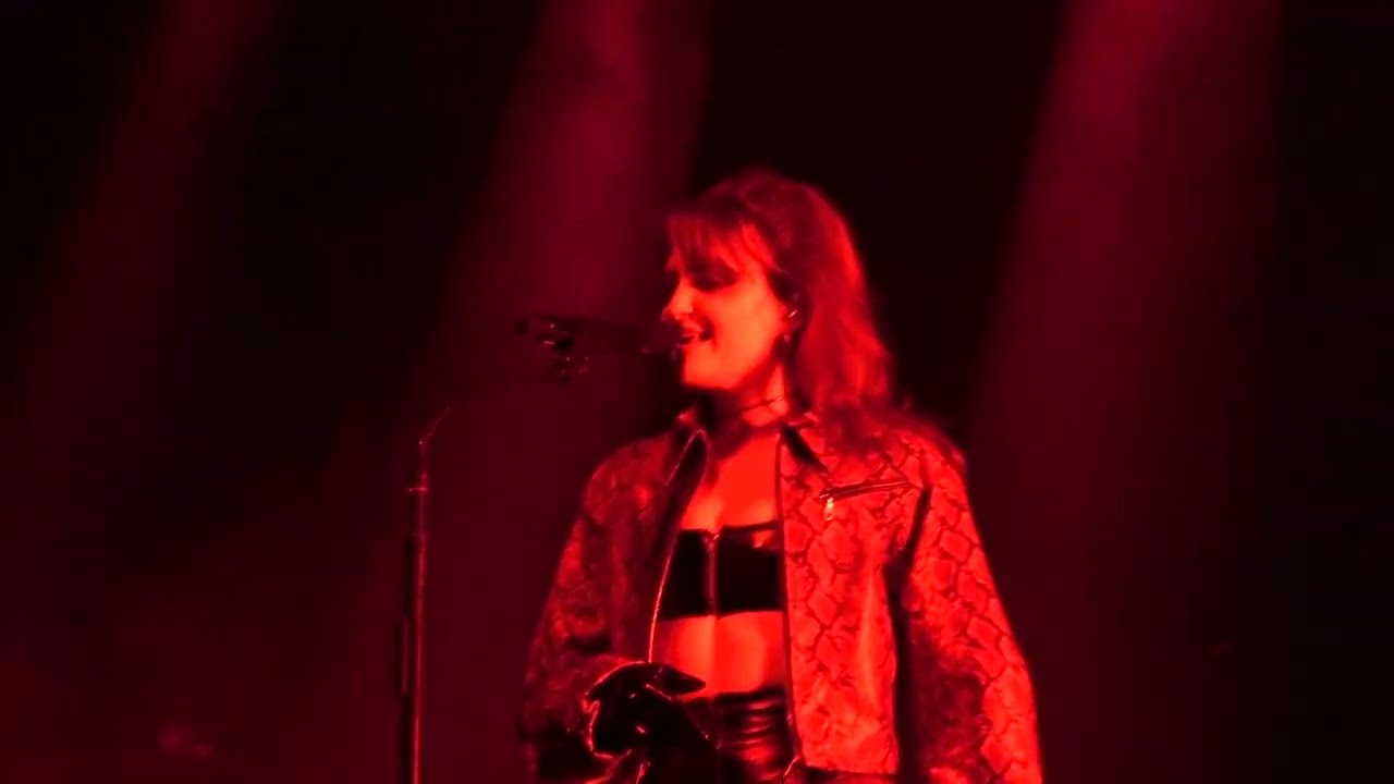 MUNA - What I Want (Terminal 5, NYC 5/8/23)