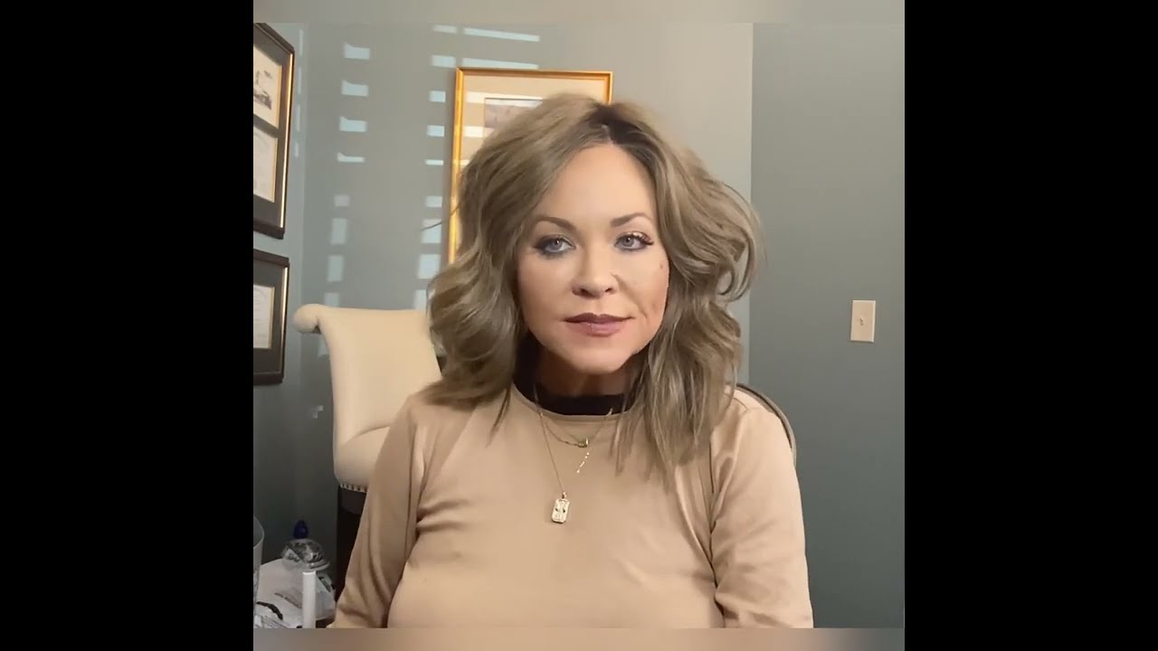 Review of Raquel Welch Big Spender in Shaded Ice Capaccino RL10/22SS!! Lush!  LIKE AND SUBSCRIBE!