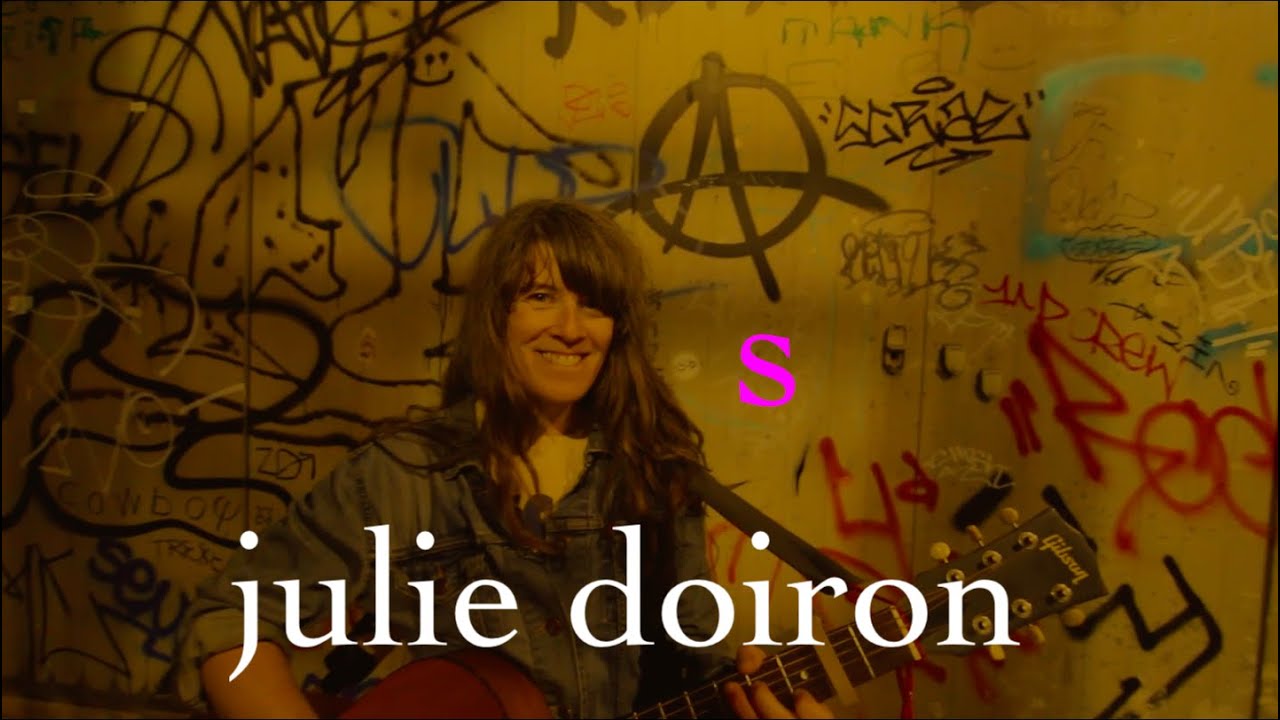 julie doiron - darkness to light & borrowed minivans (smallsongs)