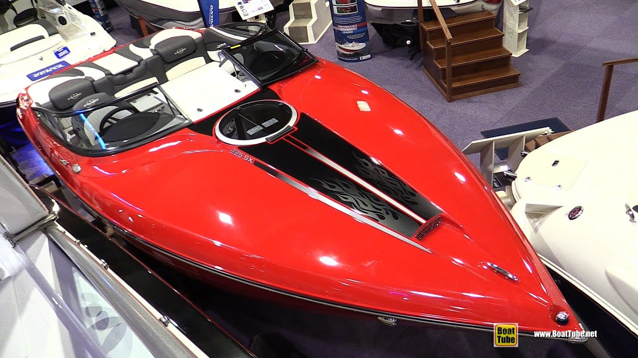 2016 Stingray 225 SX Sport Boat - Walkaround - 2016 Montreal Boat Show