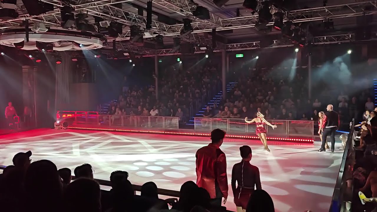 @RoyalCaribbean ice skating show on @symphonyoftheseas4110