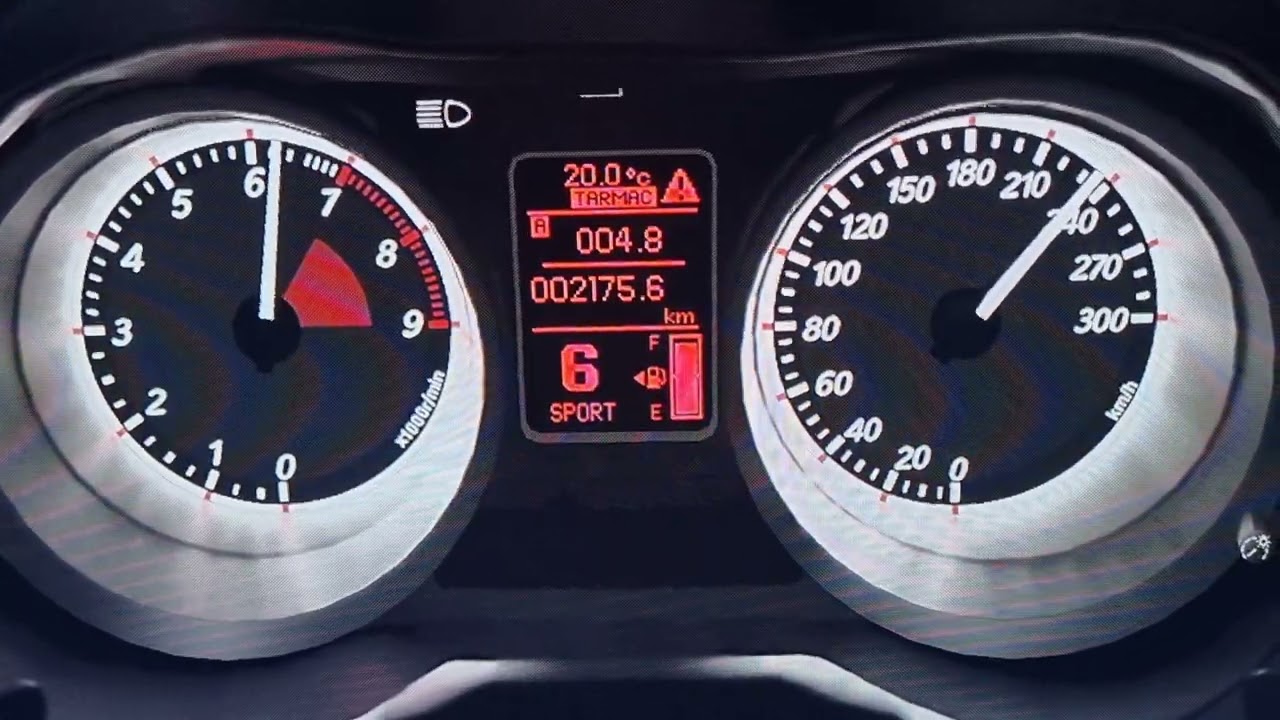 MITSUBISHI LANCER EVOLUTION X GSR Top Speed and Acceleration
