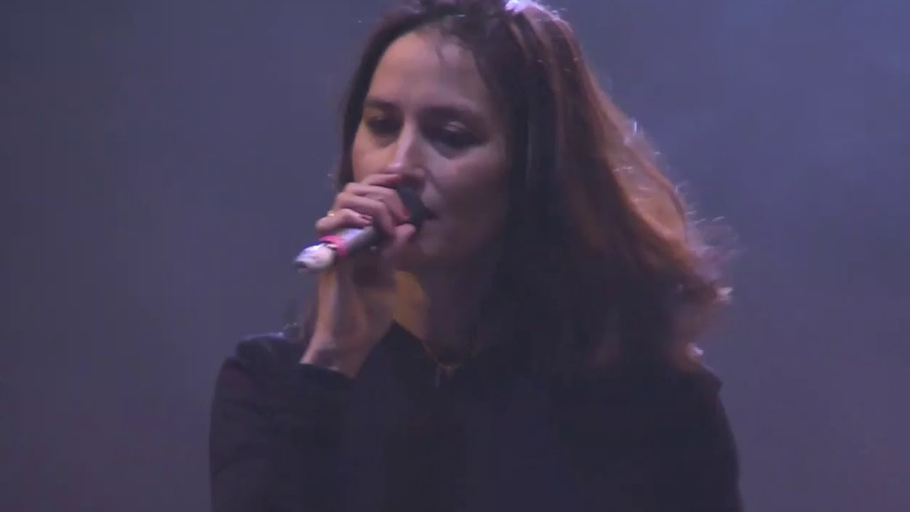 Warpaint - 'Love Is To Die' (Live 2017)