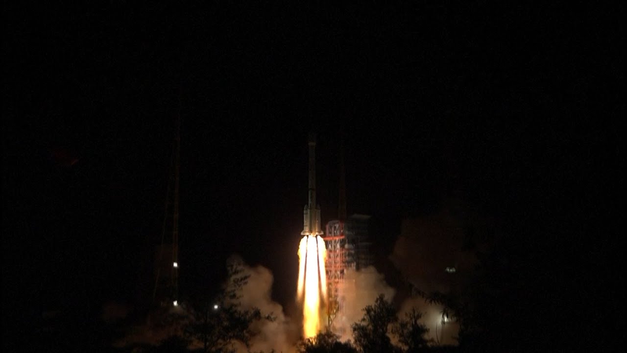 Long March-3B launches FengYun-4B