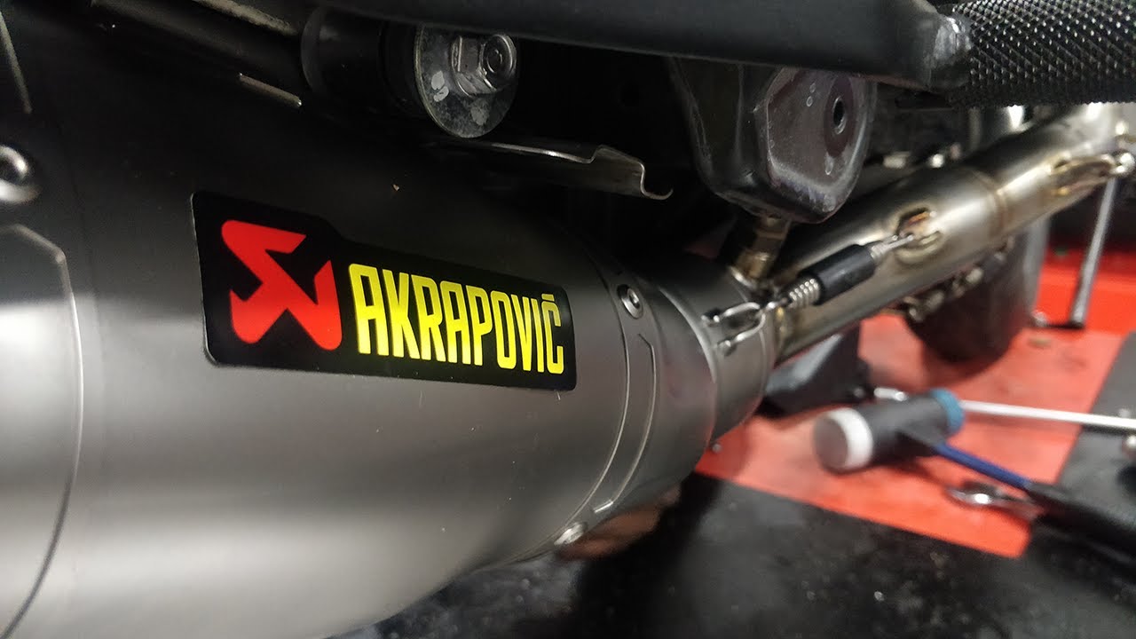 Honda CBR 650R (2021) Stock vs Akra Exhaust Note