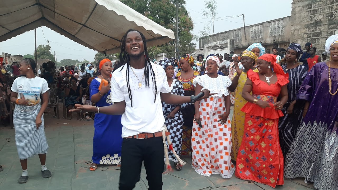 PARTIE-2 : BANDI MIC AU MARIAGE DE OUMOU MBALLO À VÉLINGARA