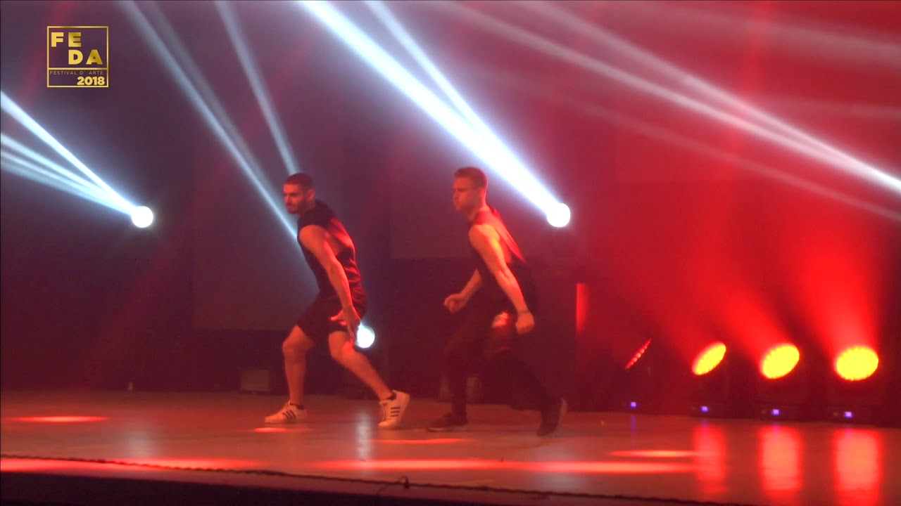 Slave for you - Britney Spears - Danced by Micky Kurz & Memo Mart&iacute;nez