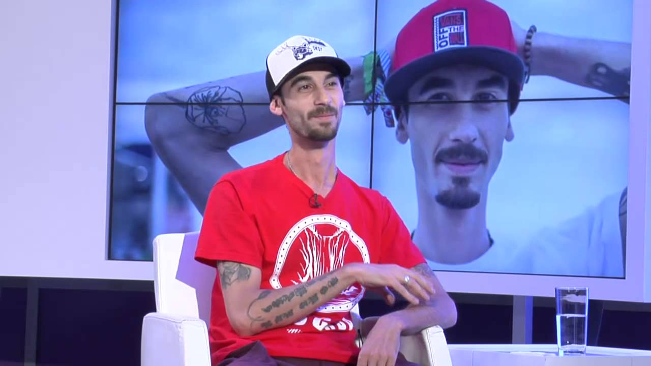 Chimie, la Adevărul Live: „Fac parte din artiştii care au făcut să fie cool în România să fii raper”