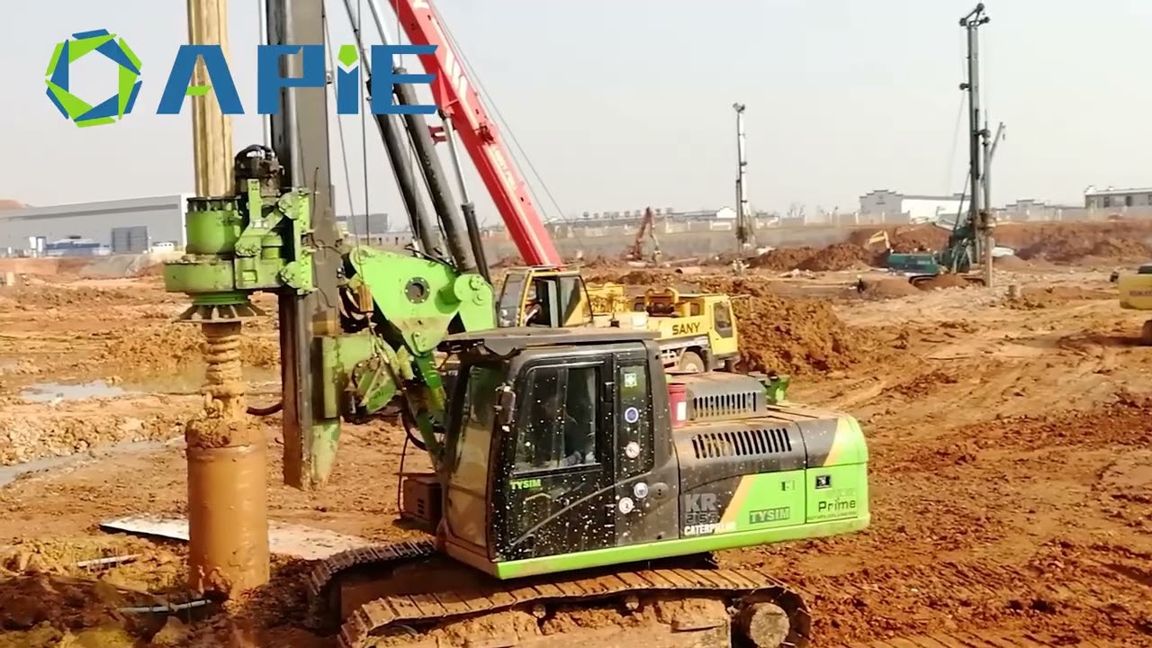 APIE small rotary drilling rig KR90.If you are interested in this, please tell us.