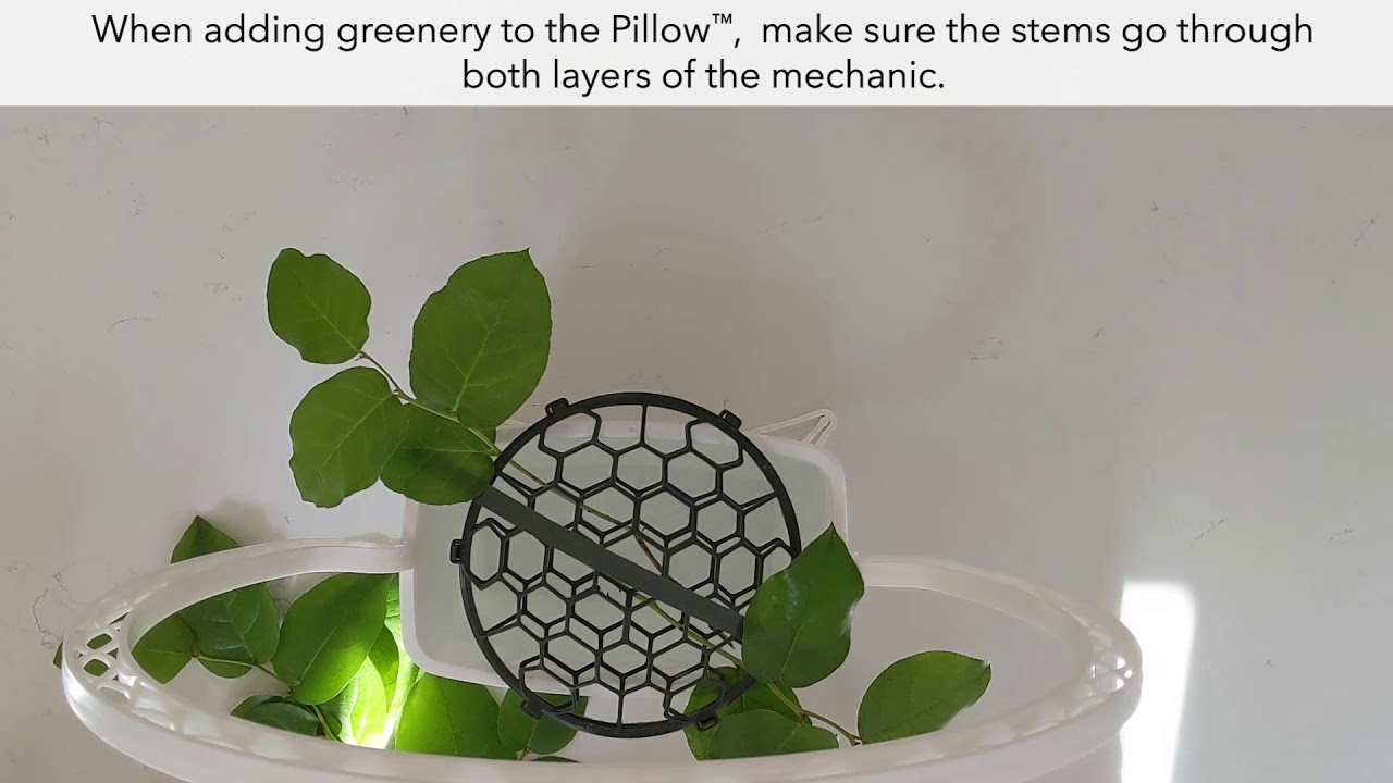 How to Create a Sympathy Floral Arrangement Basket Using the Holly Chapple Pillow Mechanic