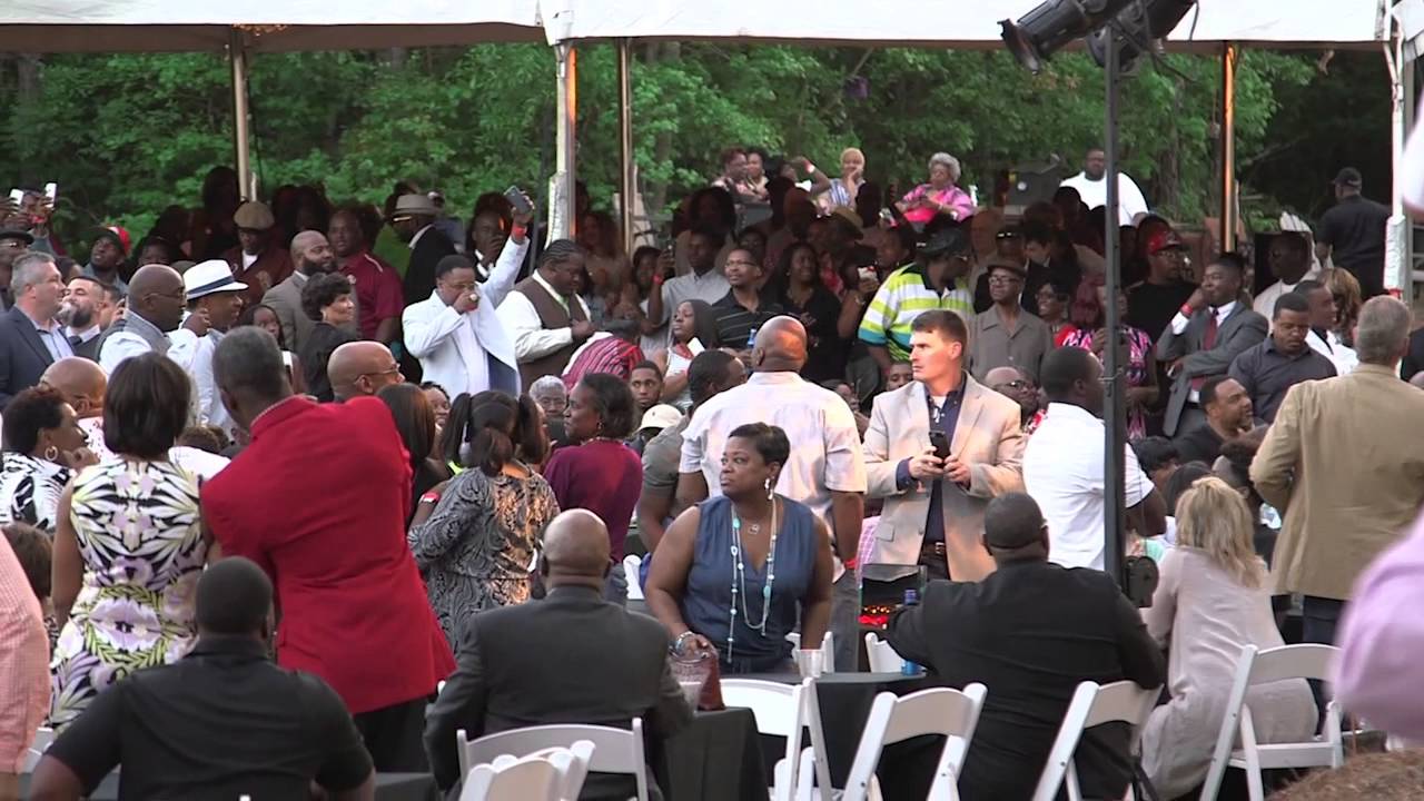 Watch the crowd at Jameis Winston's draft party react when the QB is drafted first overall