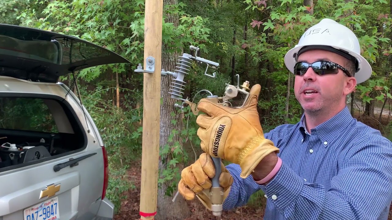 0035 Powerline Hardware Fuse Cutout- How to Load Polymer Cutout Fuse Barrel