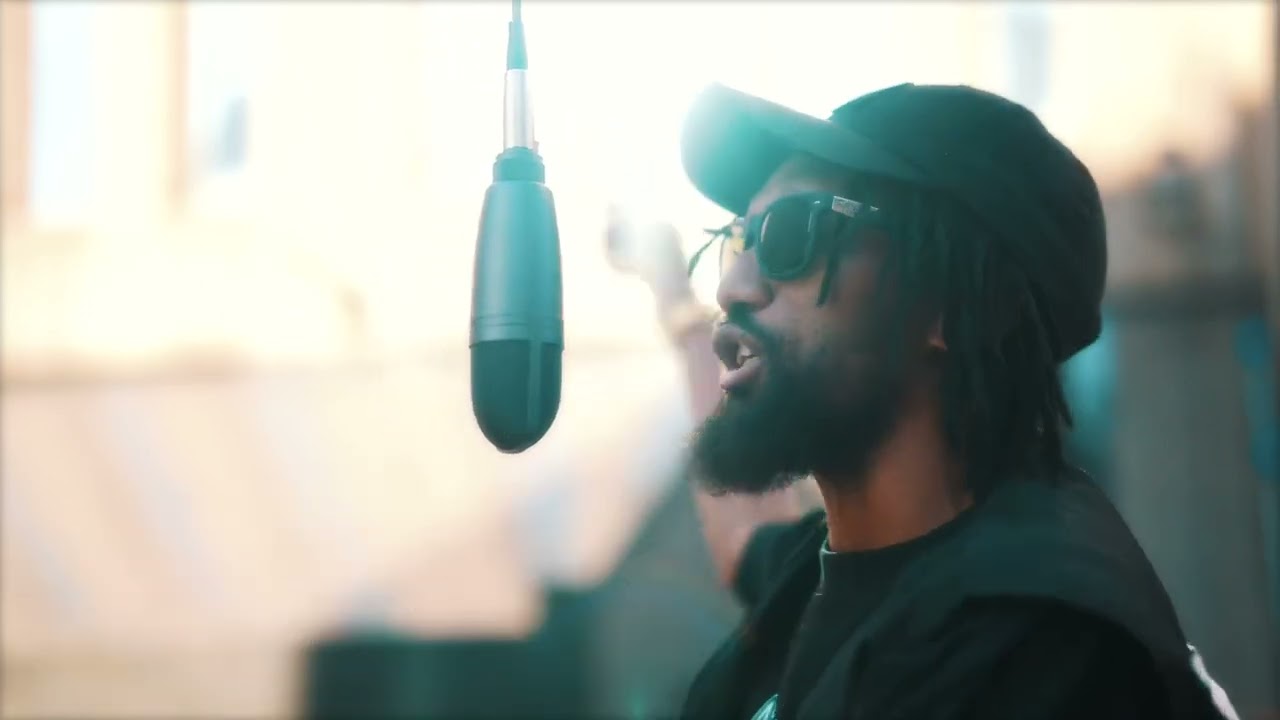 King Ginger - Emojis (Live In Johannesburg)