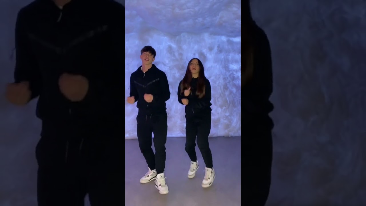 Tik Tok di LISA LUCHETTA e MATTEO ROBERT 