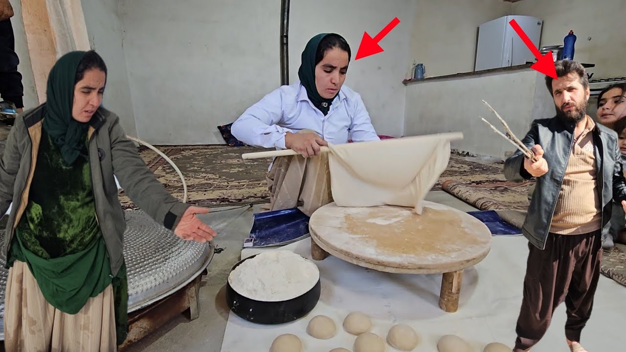 The art of Fereshteh Khanum 🥖✨ |From baking local bread to caring for goats in the absence of Imran🐐