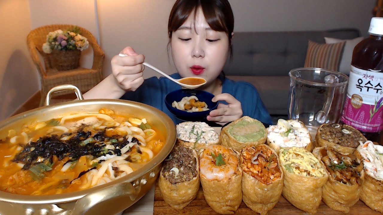김치우동과 토핑가득 유부초밥 먹방 Kimchi Udon Fried Tofu Rice Balls mukbang Eating show