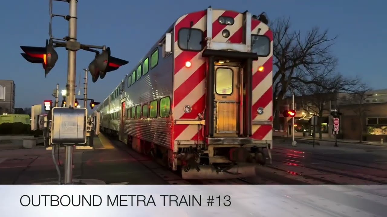 The Complete Metra Morning Rush Hour At Elmhurst On November 22, 2023