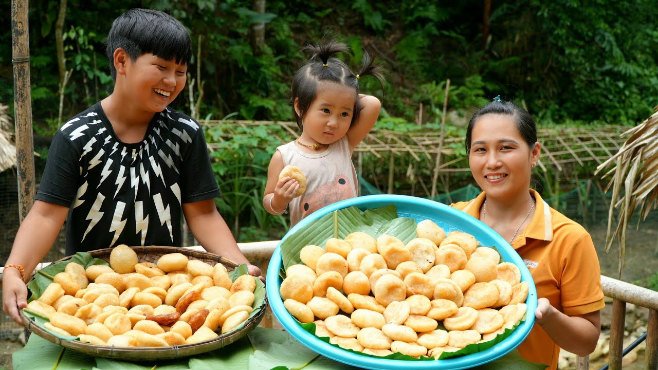 Day 2: The process of making delicious fried cakes from glutinous rice flour of ethnic minorities