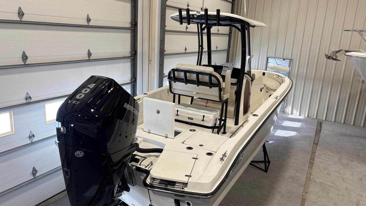 Катер Dauntless Boston Whaler 250 в компании Clemons Boats