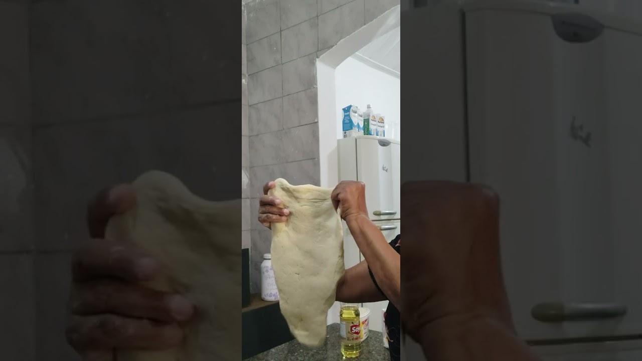 Pão caseiro delicioso primeiro vídeo do ano 