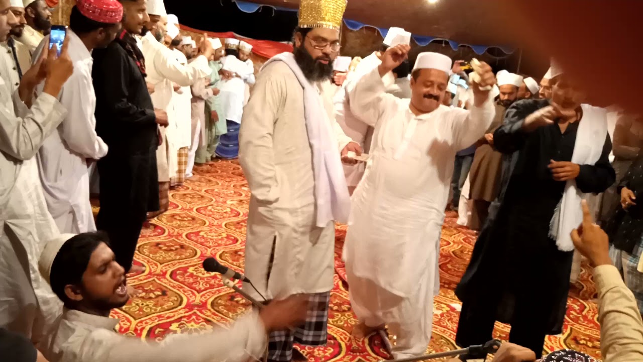 teri nazroo se nazrean mila beti