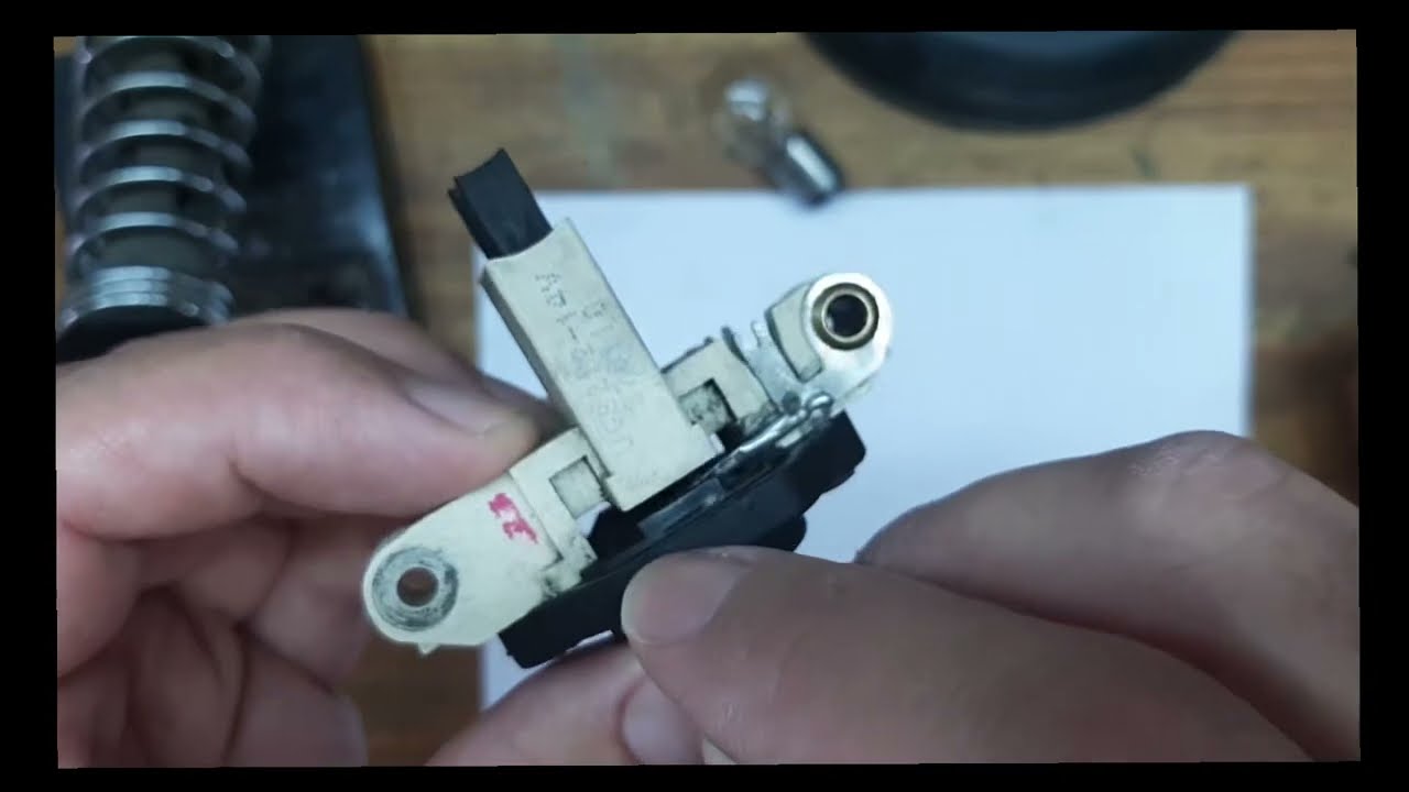 Probar  regulador de voltaje de alternador  bosch  indiel ford escort ka