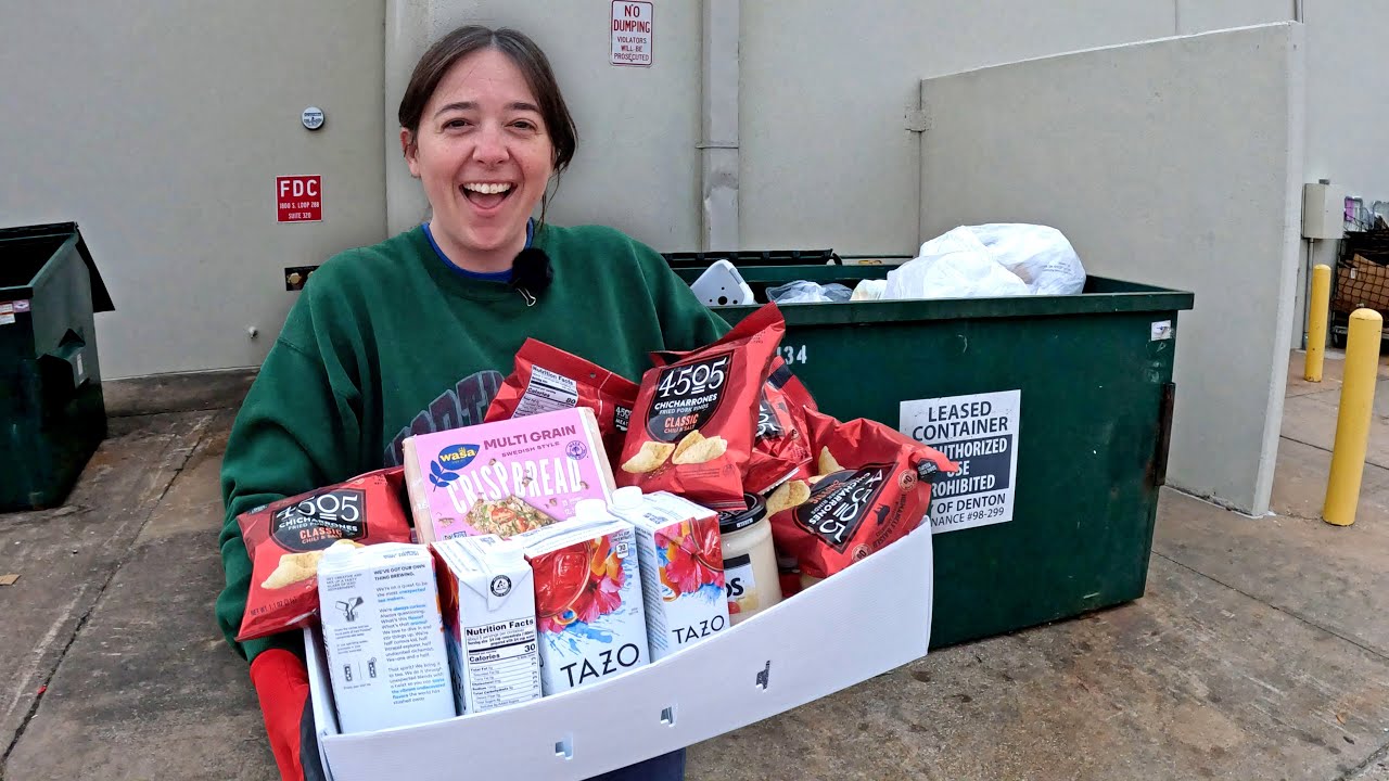 Dumpster Diving - We Found Food and Pet Supplies!