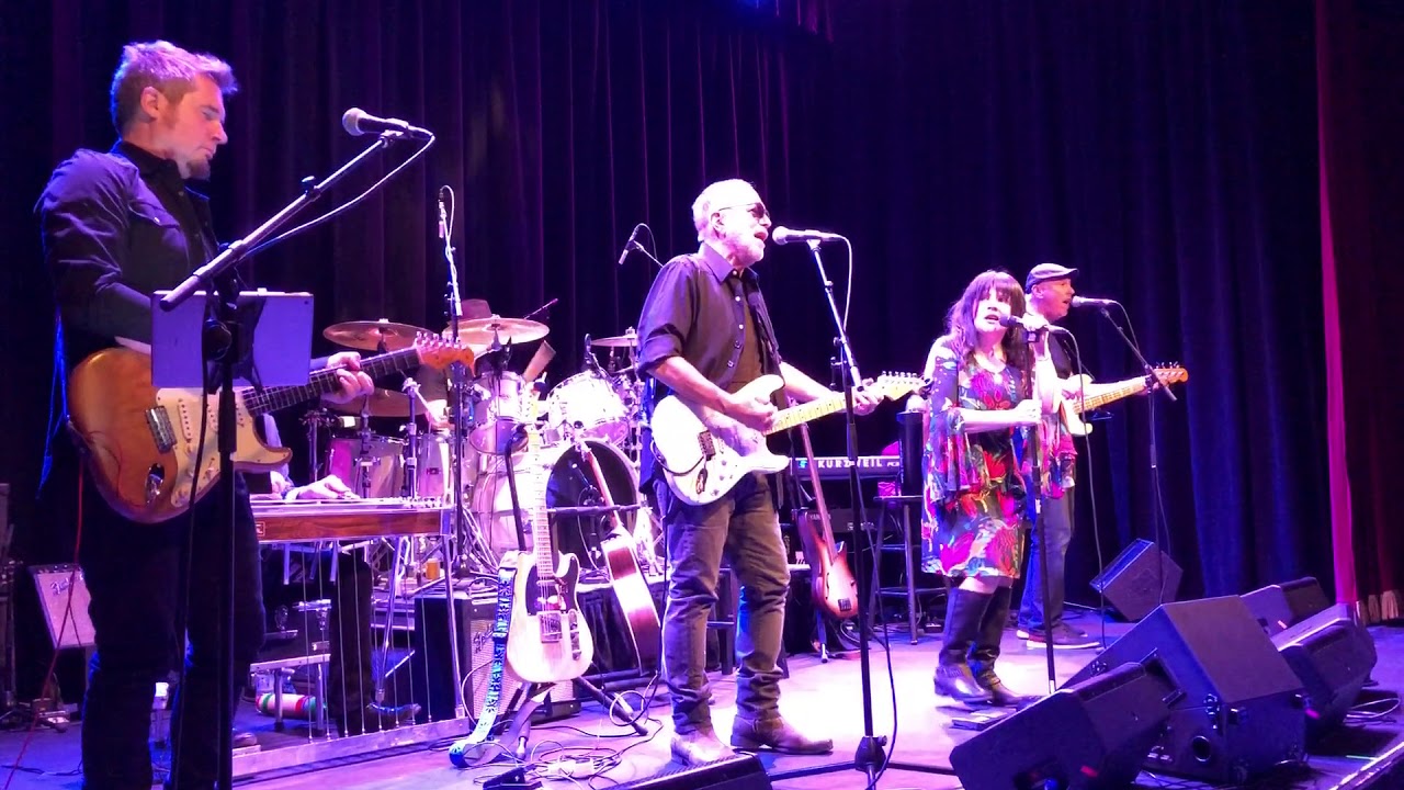 RONSTADT REVUE 