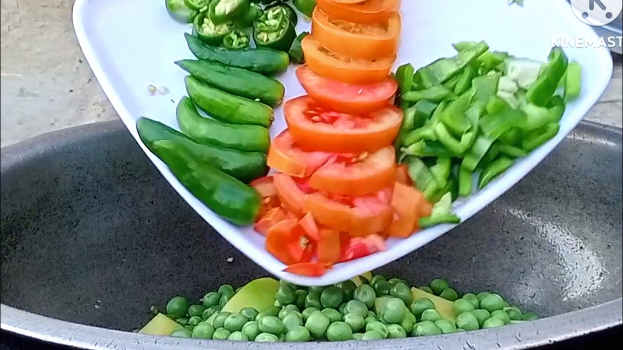 Aaj ka hamara vilom aur aalu Matar ki recipe banane ka ek anokha tarika