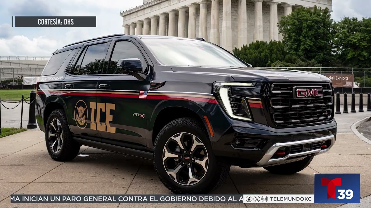 🚨Una flotilla de camionetas de ICE estacionadas al Norte de Kansas City.