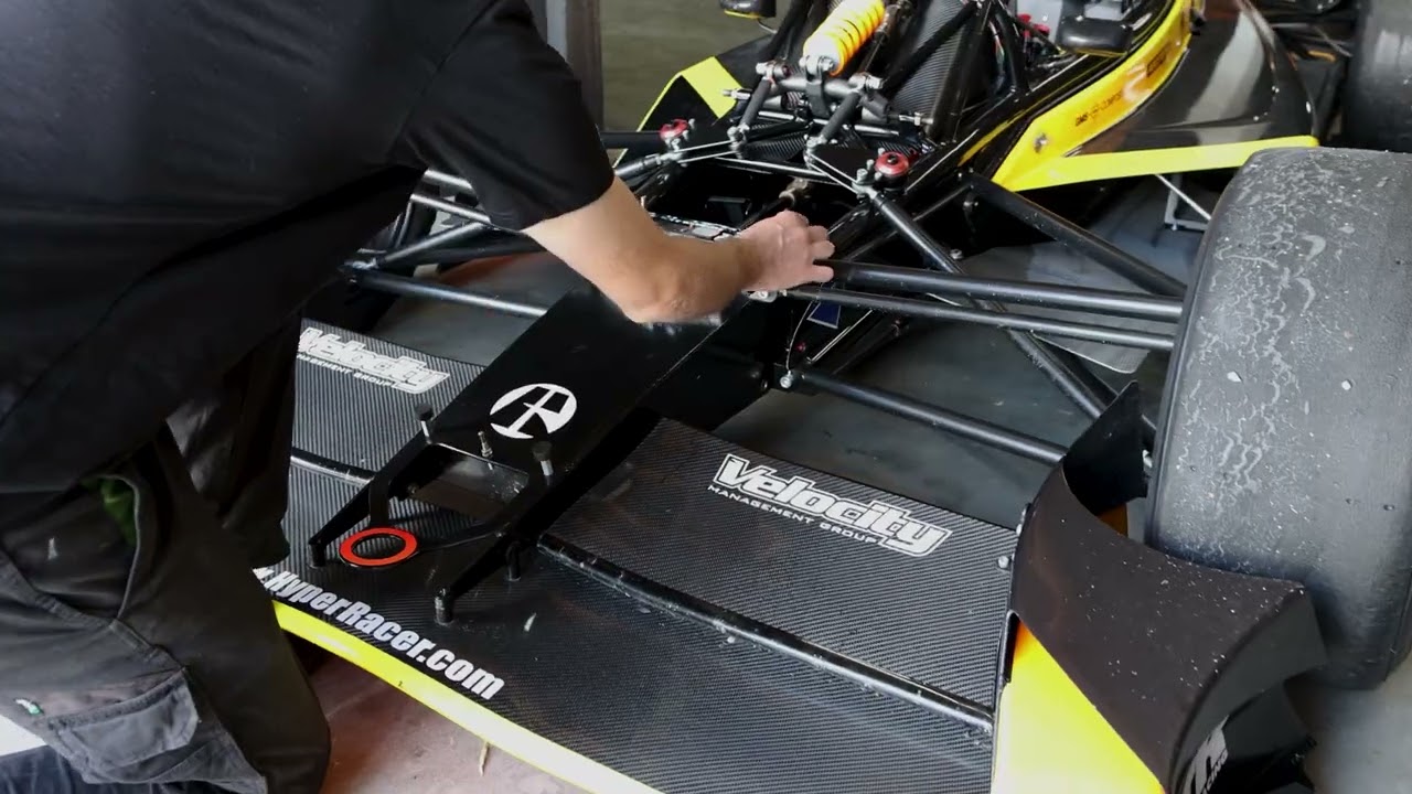 Hyper Racer X1 How To: Front Wing Installation