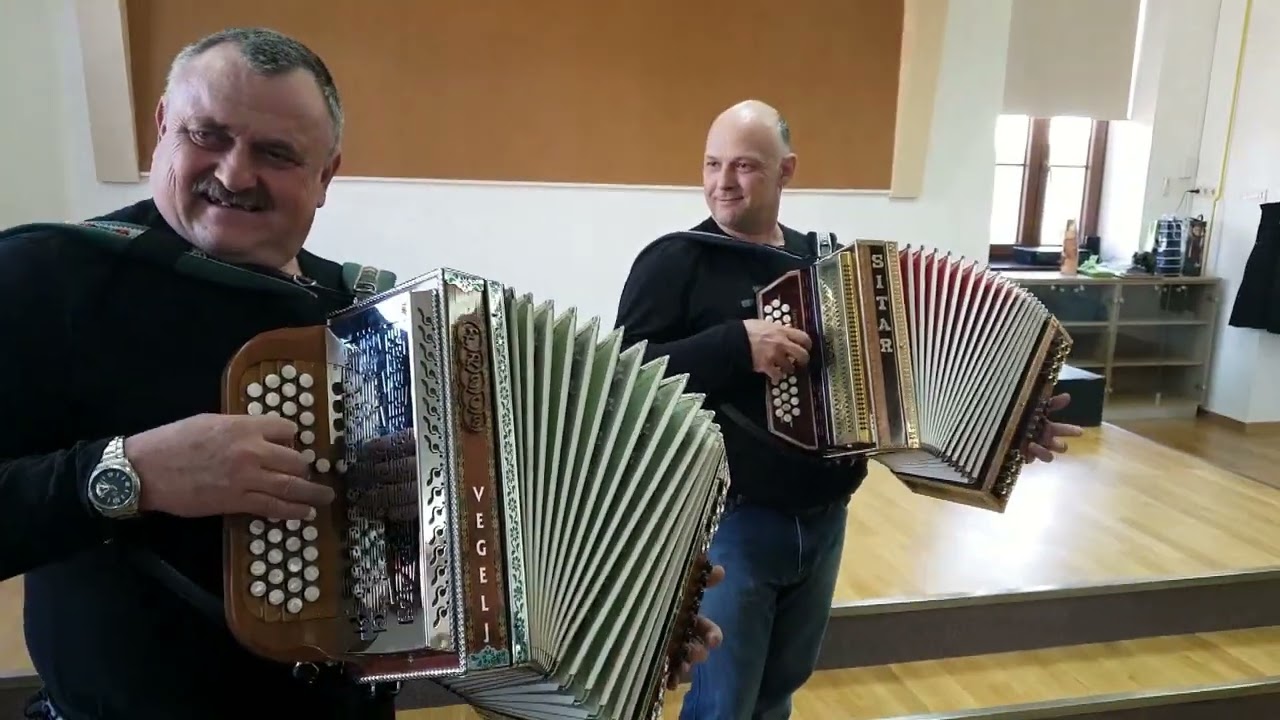 Trio harmonikarjev - Rajanje na vasi (v živo)