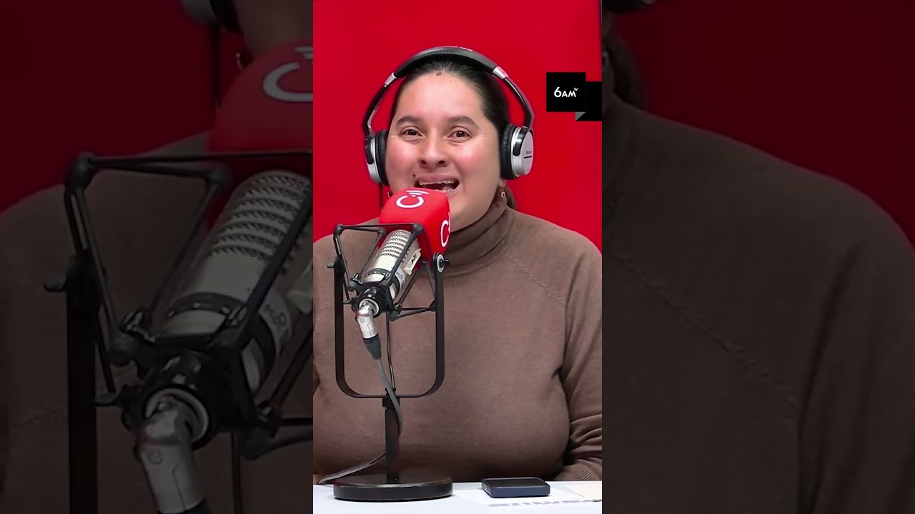 Cristina Navarro, periodista y editora general de 6AM W,  ganadora del PREMIO ACODEFAM 2026